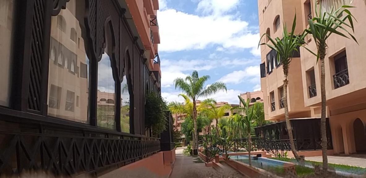 Appartement Propriete De Vacances Village Privee Marrakech Avec Piscines